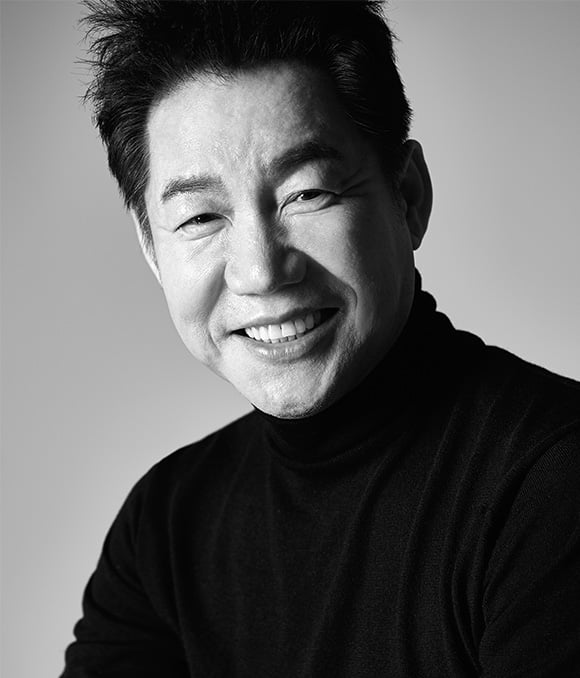 천만문화재단은 미래 인재를 양성하고 동행하며 함께 희망의 내일을 만들어갑니다.